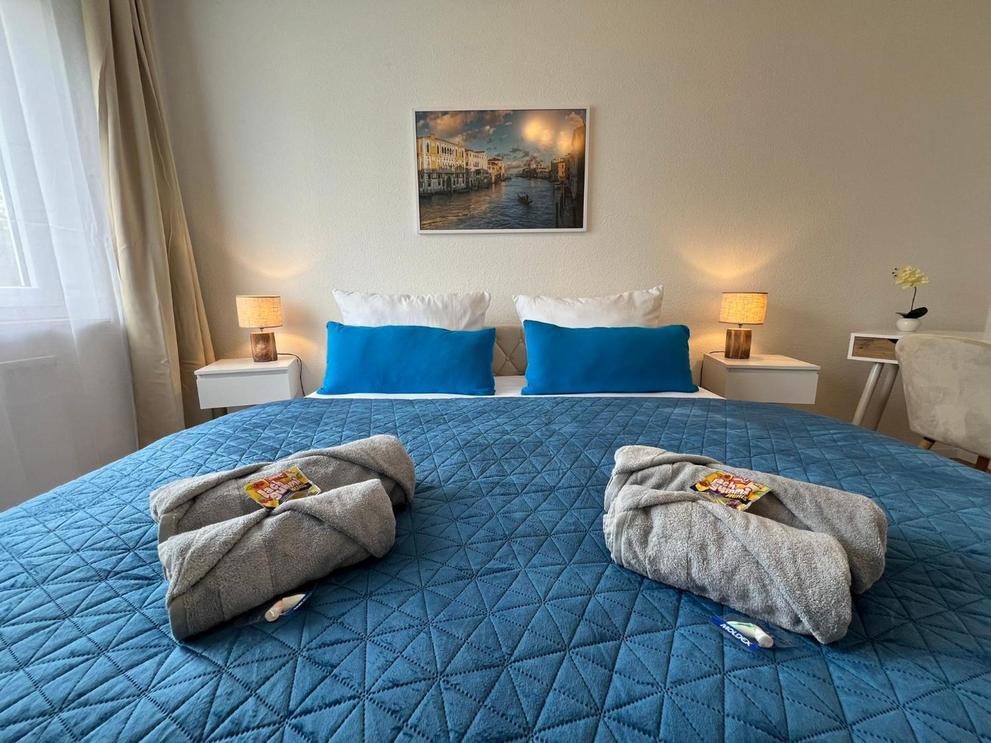 W&D Living - Fewo Kleines Italien Mit Parkplatz Und Balkon Celle Eksteriør billede