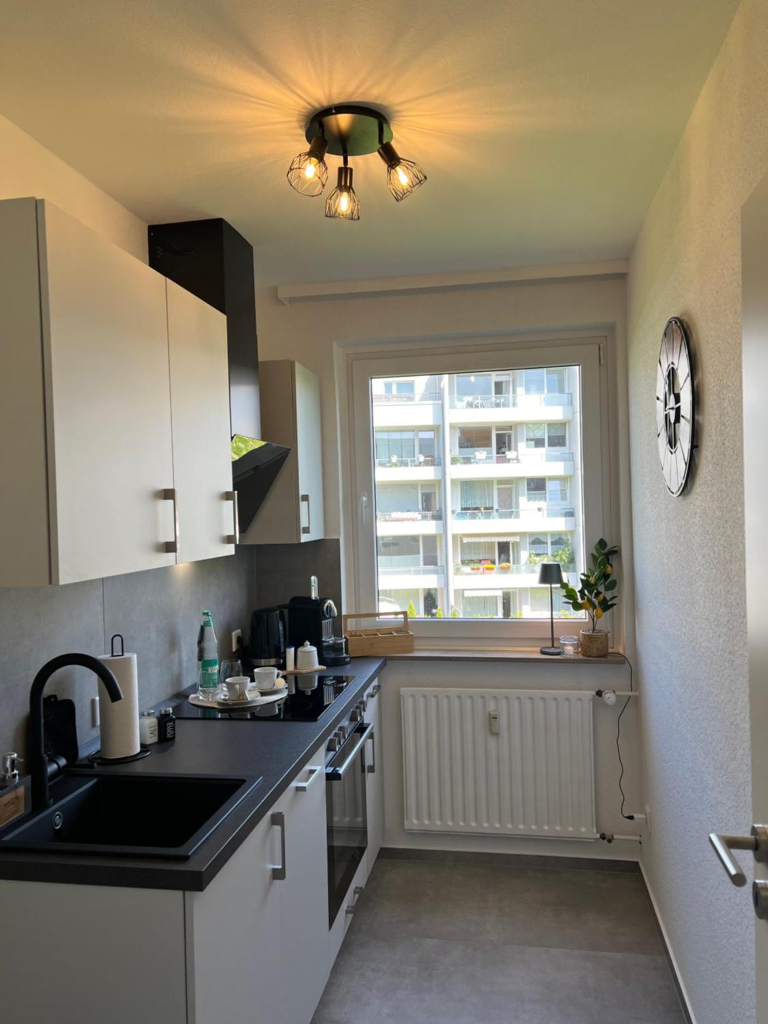 W&D Living - Fewo Kleines Italien Mit Parkplatz Und Balkon Celle Eksteriør billede